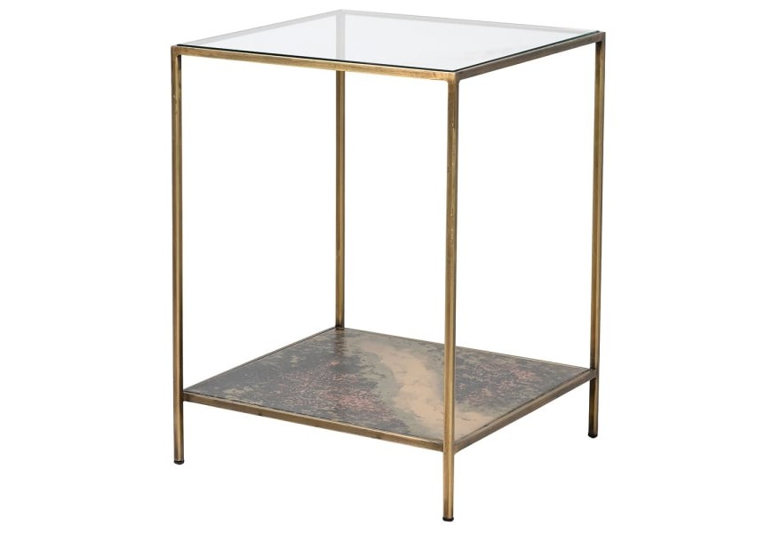 Elegantný štvorcový príručný stolík Oxidia v art deco štýle so zlatou kovovou konštrukciou a sklenenou povrchovou doskou