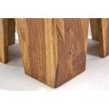 Masívna sada dvoch príručných stolíkov Cascara III z hnedého mangového dreva 35cm