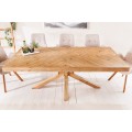 Vidiecky obdĺžnikový jedálenský stôl Nina z masívneho dreva v svetlej hnedej farbe s parketovým vzorom 160 cm