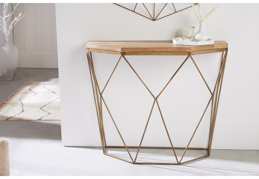 Dizajnový art-deco zlato hnedý konzolový stolík Xoia so šesťuholníkovou vrchnou doskou z masívneho mangového dreva a kovovou podstavou s diamantovým vzorom