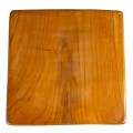 Dizajnová štýlová taburetka Kendy z teakového masívneho dreva v svetlej a tmavej hnedej farbe s lakovaným dyhovým povrchom