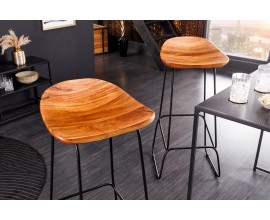 Moderná medovo hnedá barová stolička Mammut z akáciového dreva s kovovou podstavou 84 cm